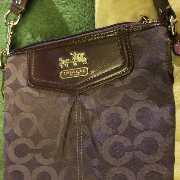 Coach Limited Edition Swingpack Purple - Picture 1 of 8